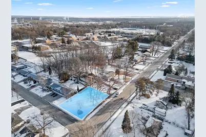 1437 Baumgart Road, Green Bay, WI 54304 - Photo 4