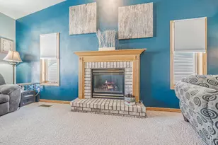 1821 E Sylvan Ave, Appleton, WI 54915 - Photo 6