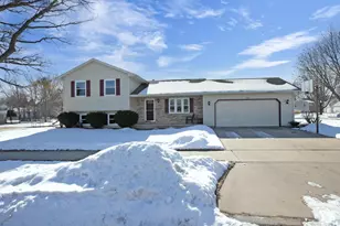 1390 Timothy Trail, Oshkosh, WI 54904 - Photo 36