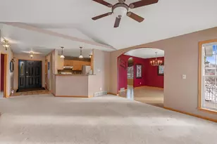 1542 Primrose Ln, Fond du Lac, WI 54935 - Photo 6