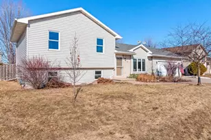 80 Kope Ave, Oshkosh, WI 54901 - Photo 2