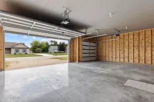 275 Jasmine Dr, Berlin, WI 54923 - Photo 30