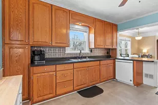 220 E Whitney St, Green Bay, WI 54301 - Photo 16