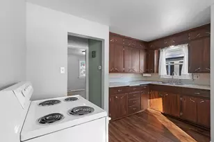 421 Abrams St, Green Bay, WI 54302 - Photo 12