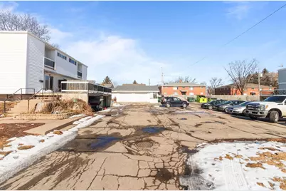 1416 W 2nd Avenue, Oshkosh, WI 54902 - Photo 28