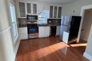 310 S Clay St, Green Bay, WI 54301 - Photo 6