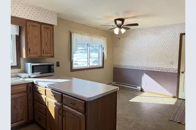 694 Leighton Road, Waupaca, WI 54981 - Photo 4