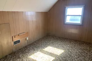 709 Lee Ave, Brillion, WI 54110 - Photo 10