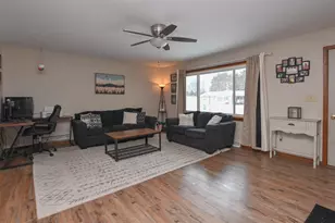 170 Robin Ln, Shawano, WI 54166 - Photo 8