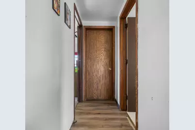 908 W 10th Avenue, Oshkosh, WI 54902 - Photo 22