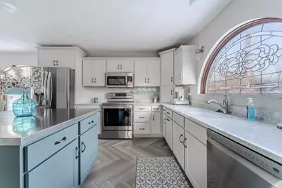 2210 Westwind Road, Oshkosh, WI 54904 - Photo 6