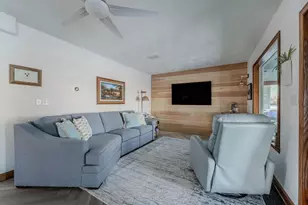 2210 Westwind Rd, Oshkosh, WI 54904 - Photo 18