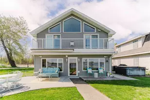 2210 Westwind Rd, Oshkosh, WI 54904 - Photo 4
