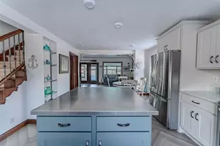 2210 Westwind Rd, Oshkosh, WI 54904 - Photo 10