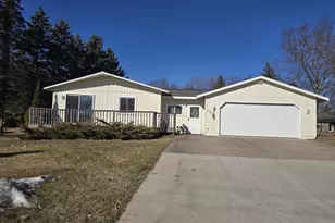 312 E Valley View Dr, Wautoma, WI 54982 - Photo 1