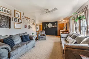 116 Chippewa Dr, Sheboygan Falls, WI 53085 - Photo 4