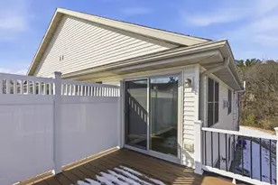 802 Sunridge Ct, Waupaca, WI 54981 - Photo 14