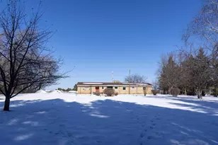 E9481 W Beckert Rd, New London, WI 54961 - Photo 56