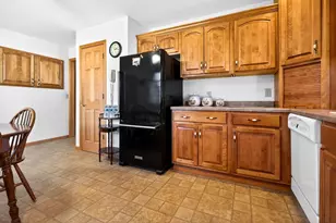 1069 Martin Ave, Fond du Lac, WI 54935 - Photo 12