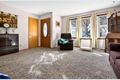 1069 Martin Avenue, Fond du Lac, WI 54935 - Photo 6