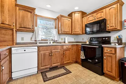 1069 Martin Avenue, Fond du Lac, WI 54935 - Photo 10