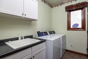 849 Whisper Falls Ln, Menasha, WI 54952 - Photo 14