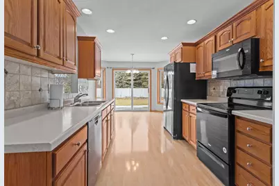 3082 Winnipeg Street, Menasha, WI 54952 - Photo 8