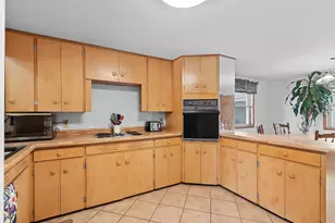 3137 Parkdale Dr, Marinette, WI 54143 - Photo 8