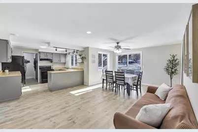 313 Steven Court, Denmark, WI 54208 - Photo 8