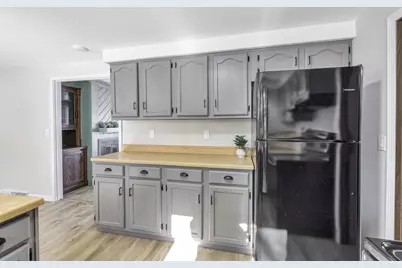 313 Steven Court, Denmark, WI 54208 - Photo 12