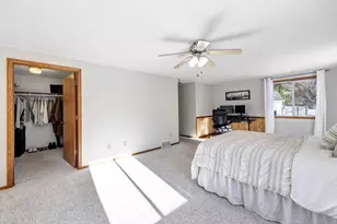 313 Steven Ct, Denmark, WI 54208 - Photo 16