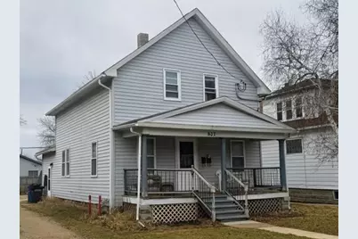 937 N Sawyer Street, Oshkosh, WI 54901 - Photo 1