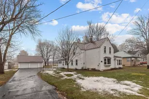 425 S Main St, Iola, WI 54945 - Photo 42