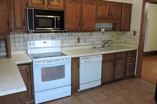 464 Ruggles St, Fond du Lac, WI 54935 - Photo 10