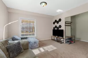 1214 Grand St, Oshkosh, WI 54901 - Photo 6