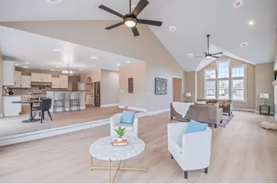 657 Black Earth Drive, De Pere, WI 54115 - Photo 18