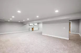 657 Black Earth Dr, De Pere, WI 54115 - Photo 56