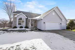 3607 Mighty Oak Trail, Green Bay, WI 54313 - Photo 1