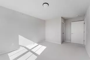 1068 W 20th Ave, Oshkosh, WI 54902 - Photo 20