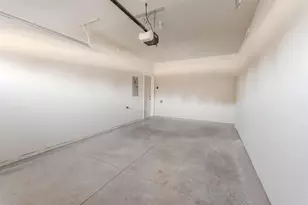 1068 W 20th Ave, Oshkosh, WI 54902 - Photo 26