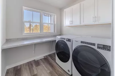 1072 W 20th Avenue, Oshkosh, WI 54902 - Photo 26