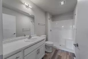 1072 W 20th Ave, Oshkosh, WI 54902 - Photo 18