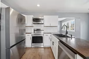 250 W Caroline St, Markesan, WI 53946 - Photo 10