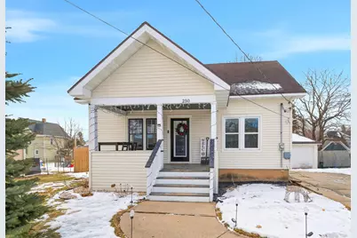 250 W Caroline Street, Markesan, WI 53946 - Photo 2