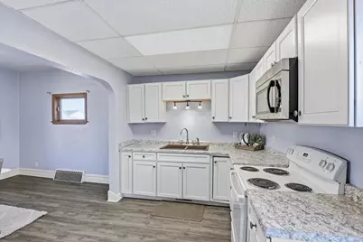 2023 Lincoln Street, Two Rivers, WI 54241 - Photo 10