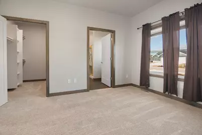 2513 Tipperary Trail, De Pere, WI 54115 - Photo 12