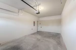 1084 W 20th Ave, Oshkosh, WI 54902 - Photo 22