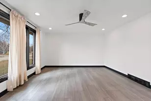 2343 Yellowstone Dr, Green Bay, WI 54311 - Photo 4