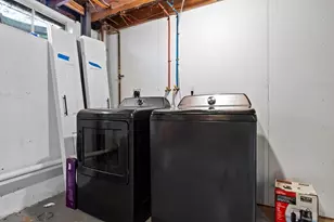 2343 Yellowstone Dr, Green Bay, WI 54311 - Photo 38