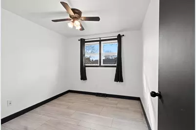 2343 Yellowstone Drive, Green Bay, WI 54311 - Photo 24